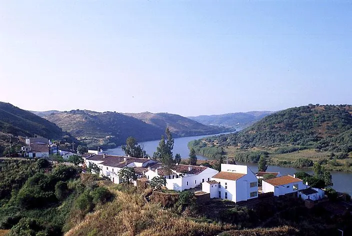 Casa de las Letrinas Baja Puerto de la Laja 0*,  España